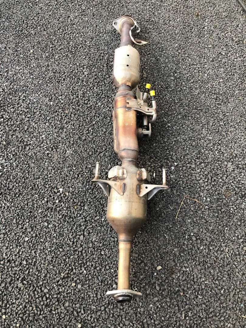 TOYOTA TL2 プリウス触媒 ジャンク