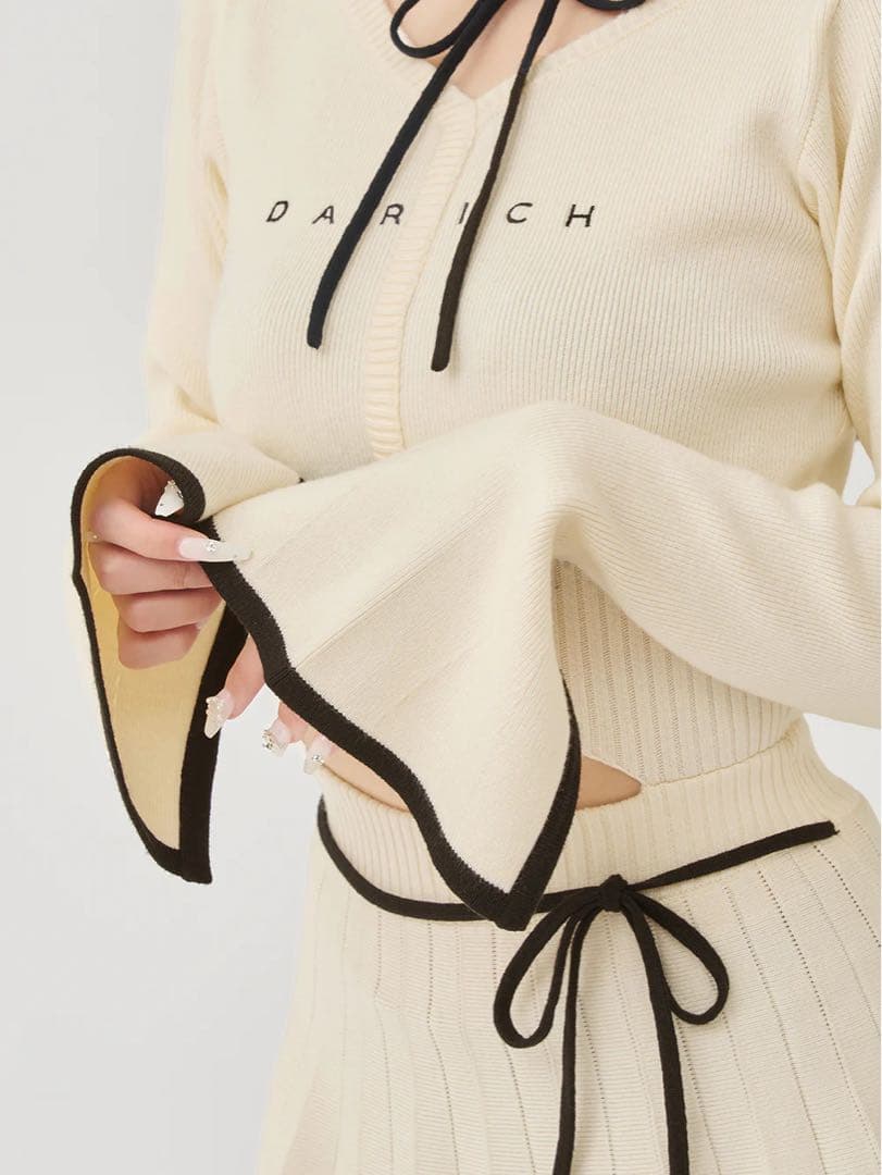 新品タグ ダーリッチ ウエストオープンリボンデザインニットミニワンピース FL