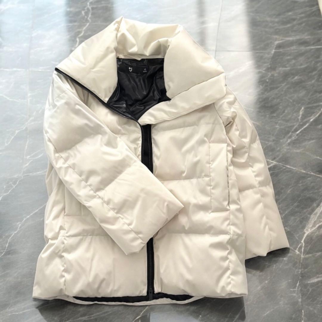 UNIQLO +J ダウンボリュームジャケット オフホワイト XS