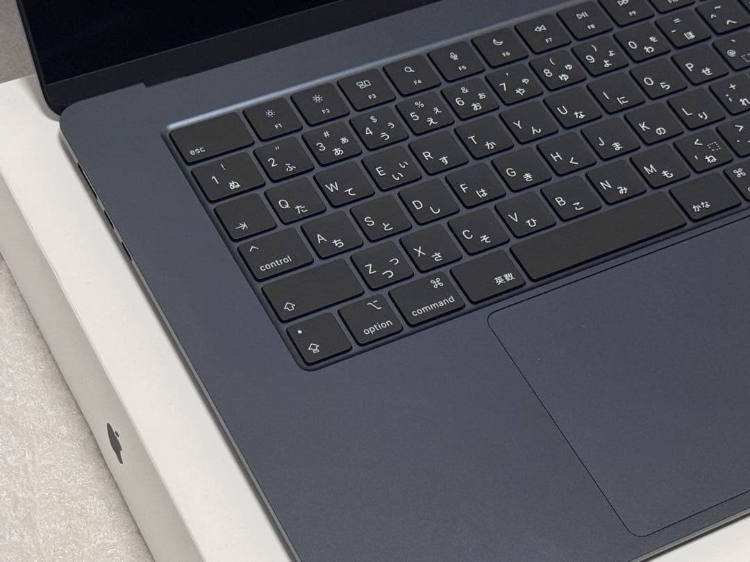 極美品　バッテリー100%　充放電回数27回　MacBook Air 15 M3