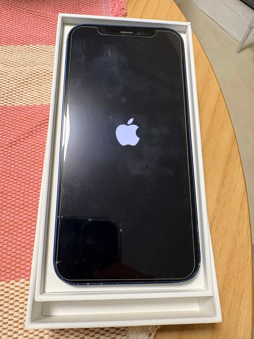 Apple iPhone 12 青 本体