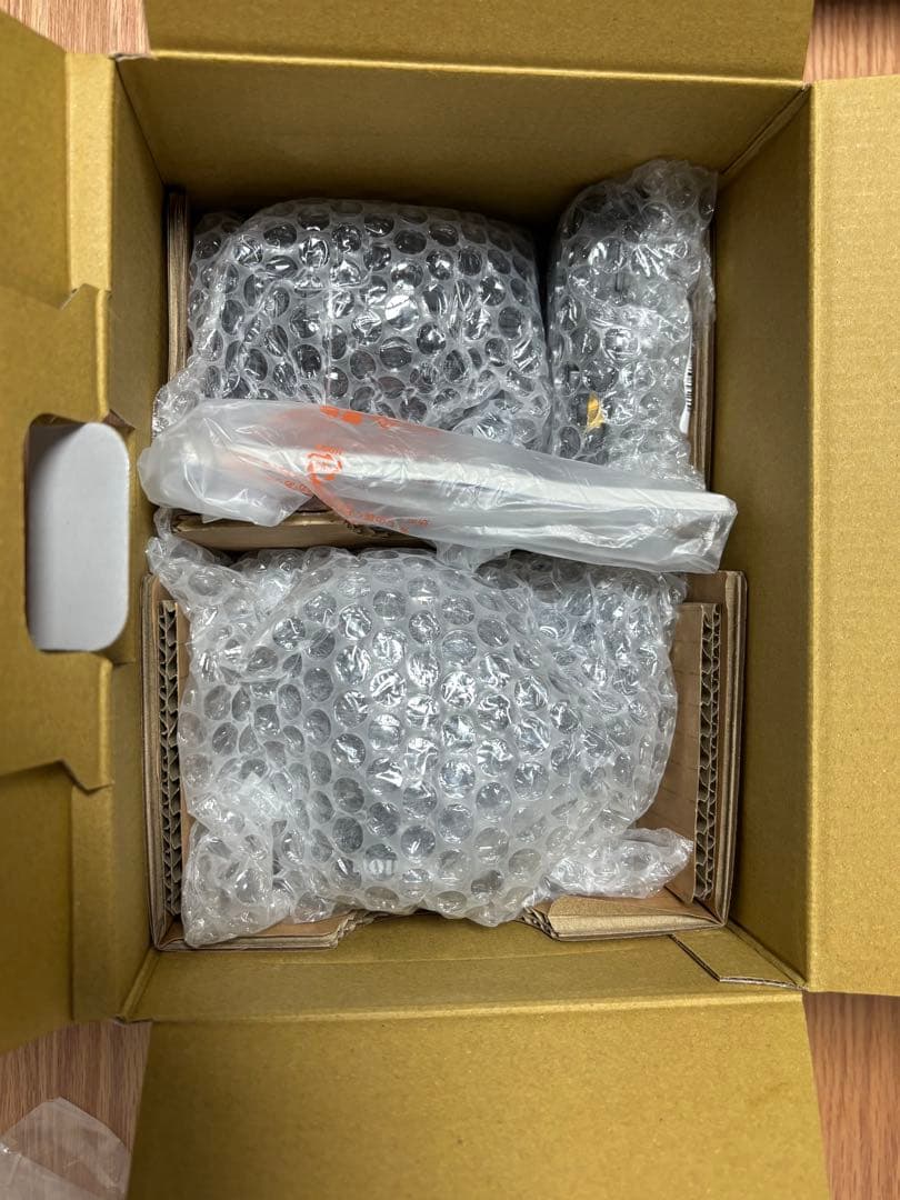 ［美品］Canon EOS Kiss X10 デジタル一眼レフカメラ