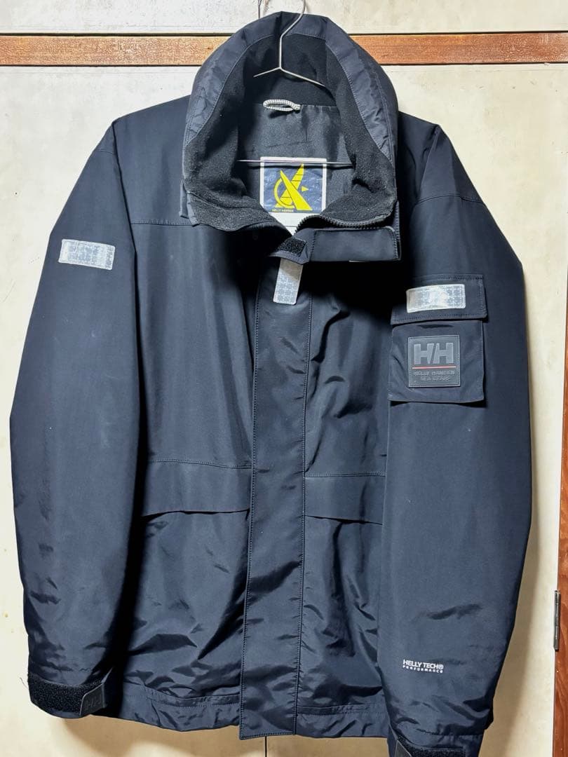 Helly Hansen ナイロンジャケット ブラック