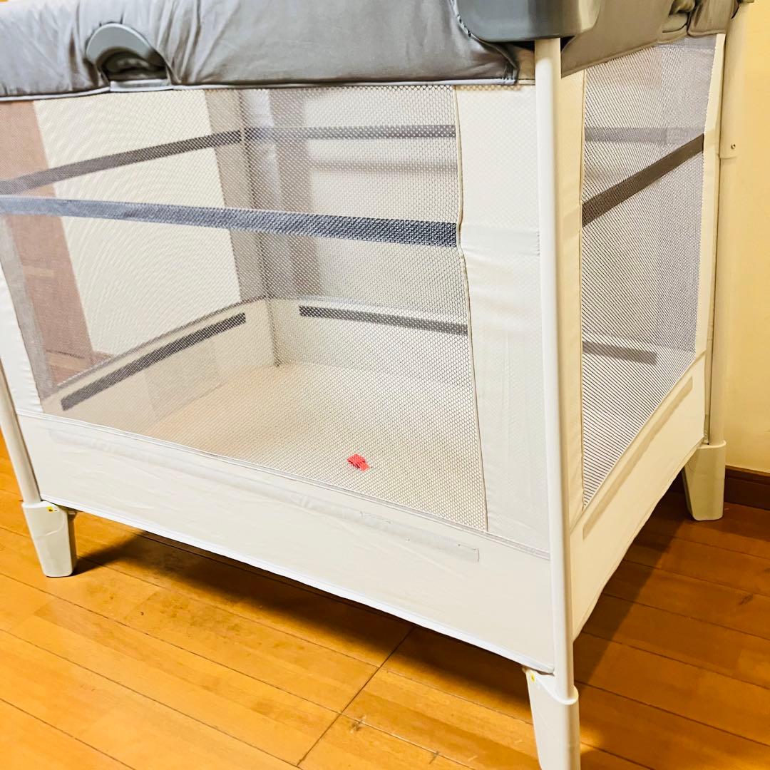 【訳アリ価格・匿名配送】アップリカ ココネルエアーABベビーベッド グレーベアー