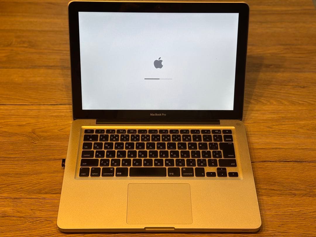 MacBook Pro 13インチ Mid 2010年＋USBマウス付き