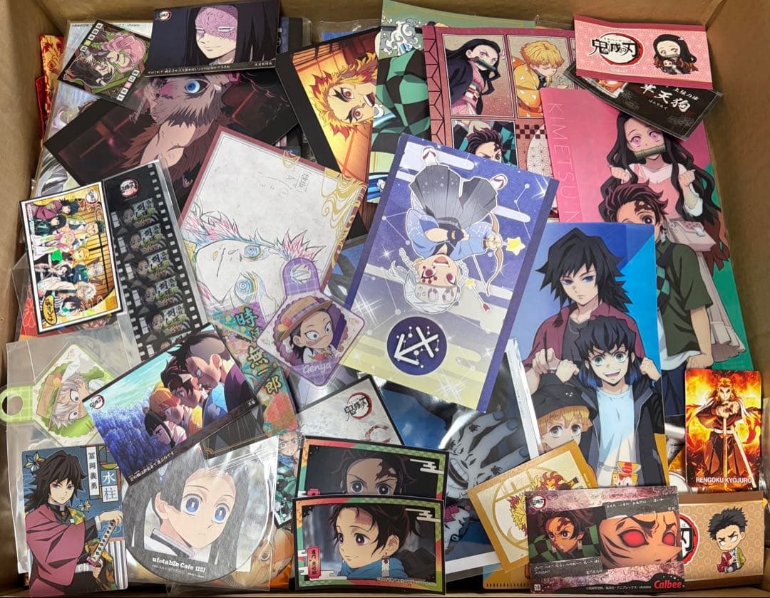 鬼滅の刃 グッズ 大量 まとめ売り 850点以上