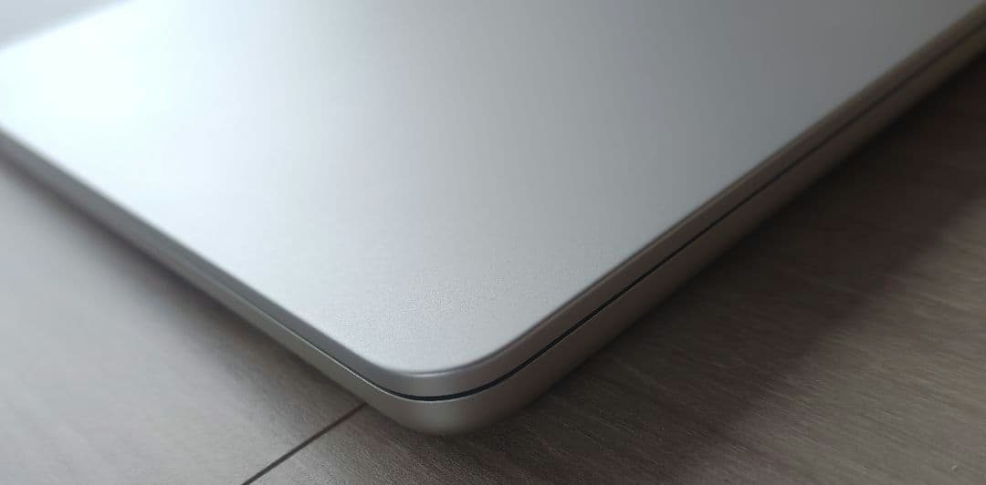 Macbook Air m2 512GB 16GB 色：SL【ジャンク・故障】