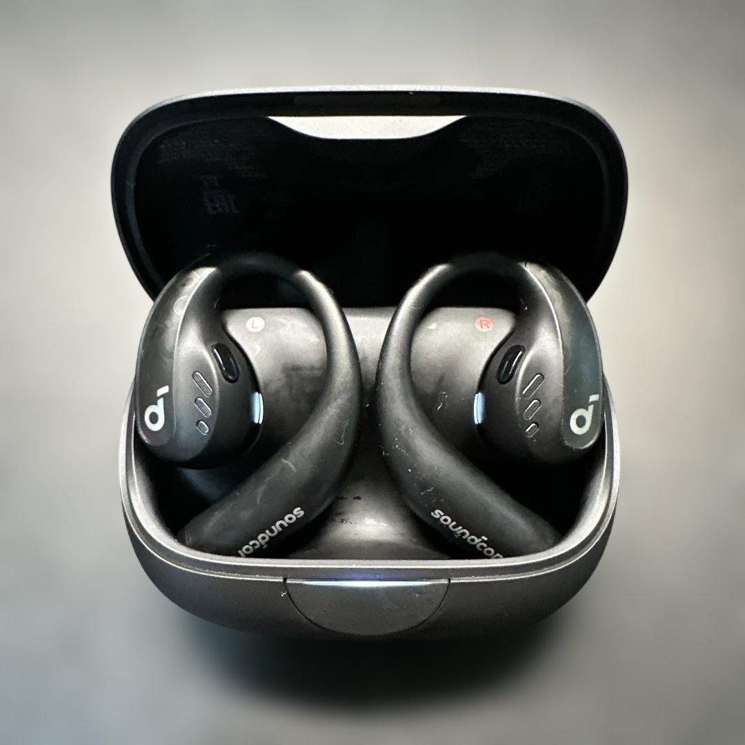 ヘッドホン Soundcore AeroFit Pro