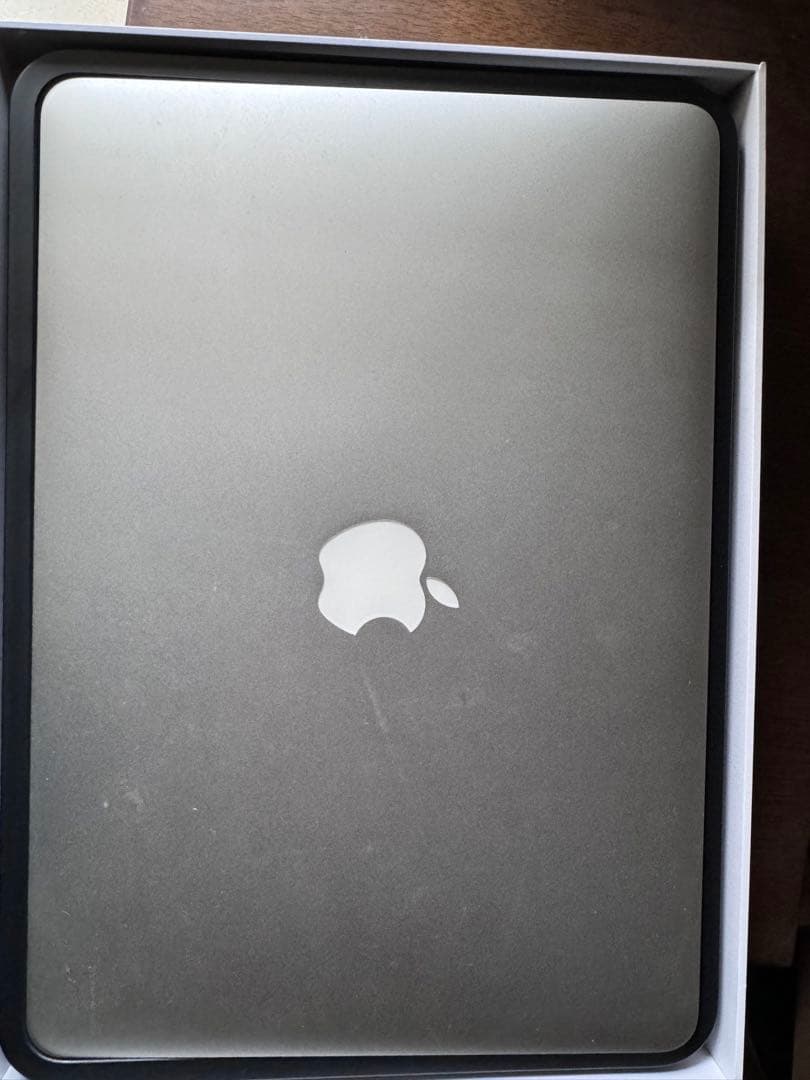 Apple MacBook Air 2012シルバー 充電器付き箱あり