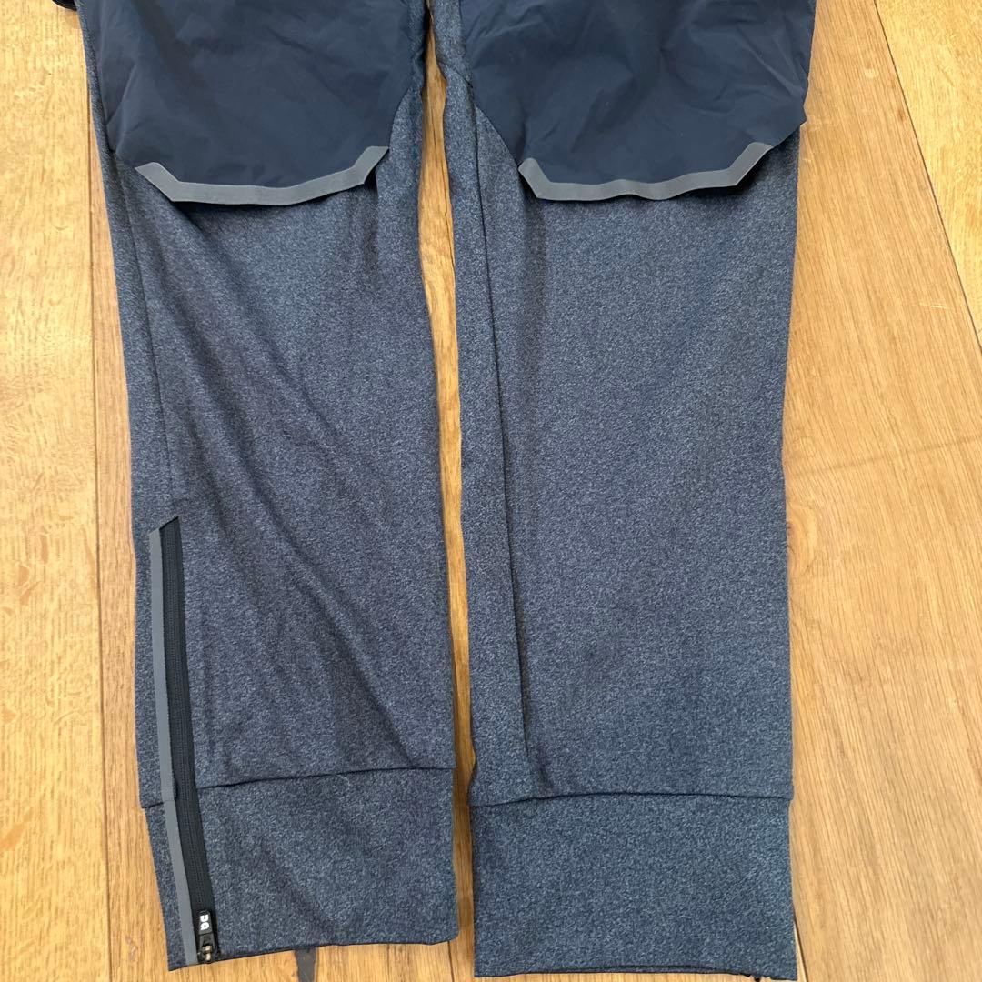 on ランニング ジャージパンツ ネイビー