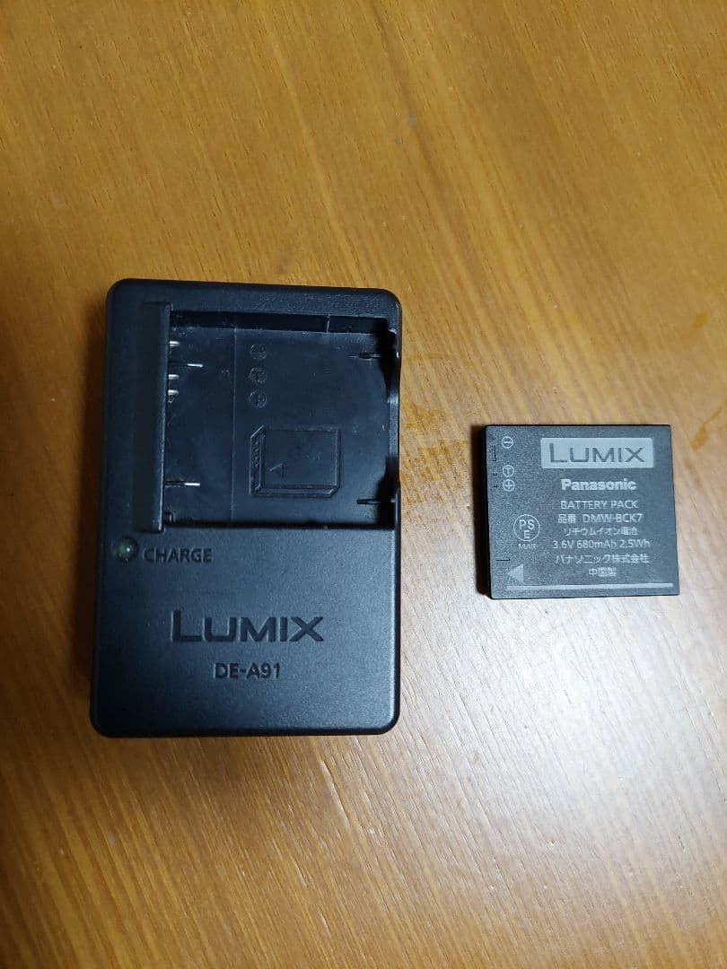 デジタルカメラ　Panasonic　DMC-S2　LUMIX