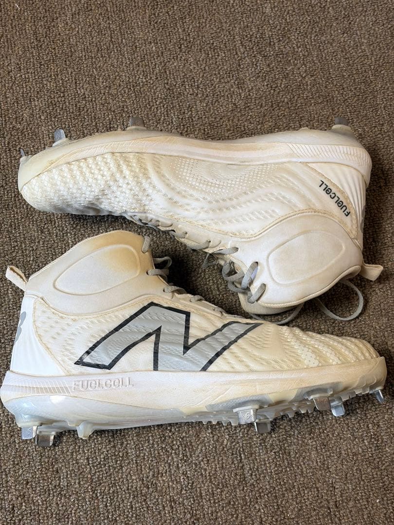 日本未発売　ニューバランス New Balance 野球　スパイク　28cm