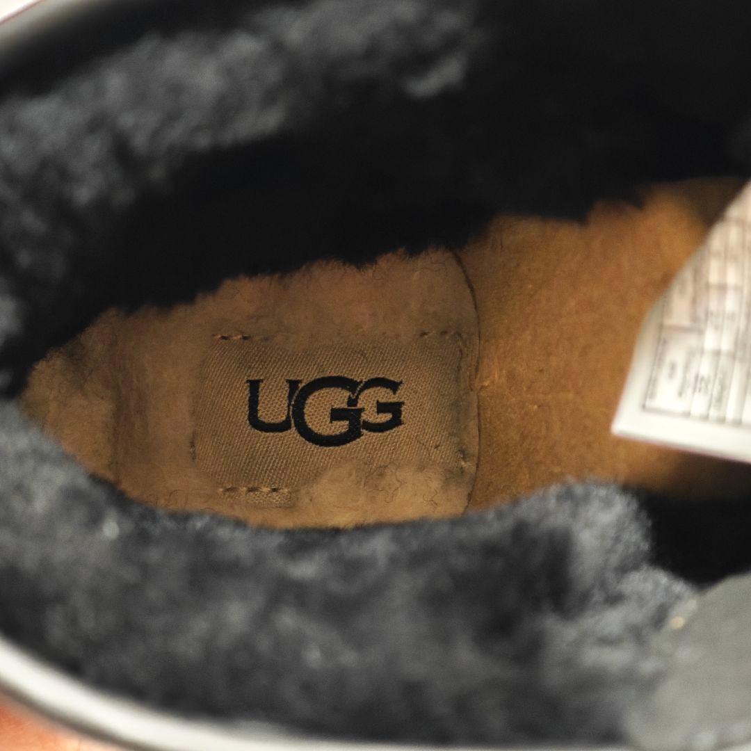 未使用級✨アグ　オールブラック　ムートンブーツ　厚底　フロントジップ 23cm