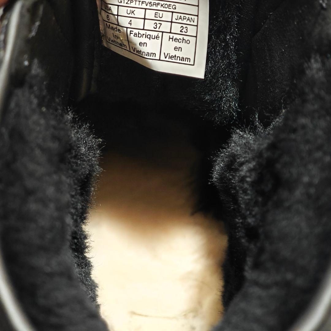 未使用級✨アグ　オールブラック　ムートンブーツ　厚底　フロントジップ 23cm