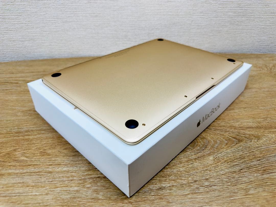 美品Apple MacBook 512GB【MacOS2021年／新品バッテリー