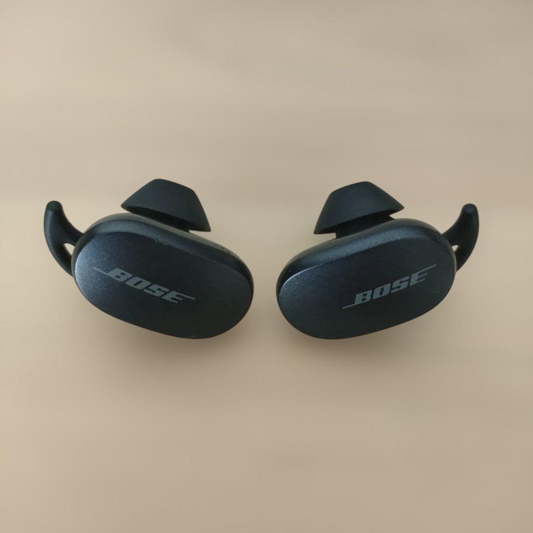 Bose QuietComfort Earbuds シリコンケース付き