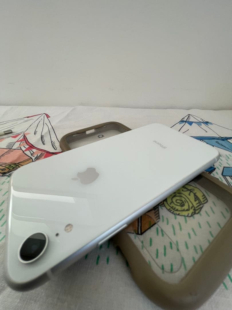 iphoneXR 128GB ホワイト