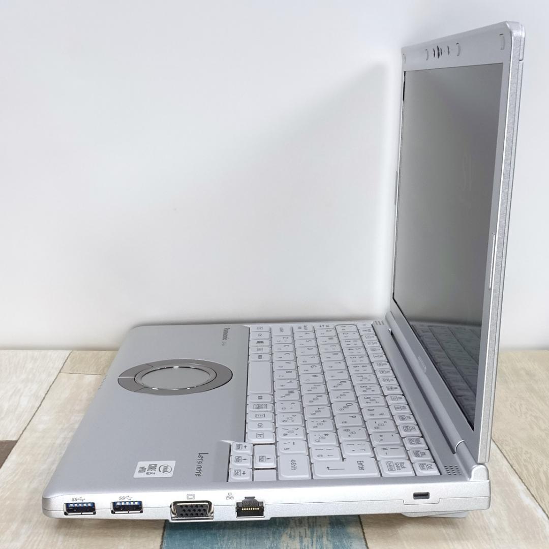 累積使用時間僅少で美品の軽量モバイル✨第１０世代ｉ５に超高速新品ＳＳＤ５１２ＧＢ