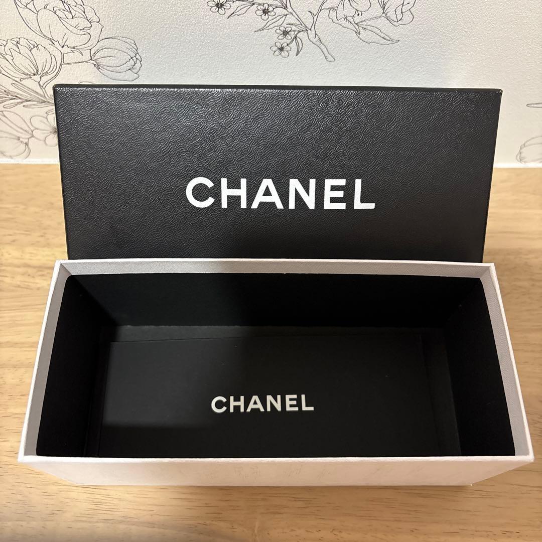 【美品】【外箱・説明書付き】CHANEL サングラス　リボン
