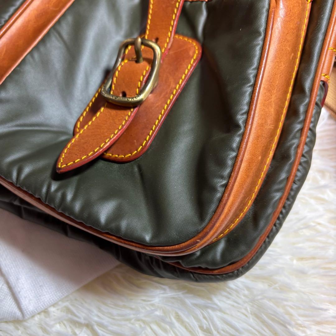 大人気✨　ハンティングワールド バチューサーパス カーキ系 メッセンジャーバッグ