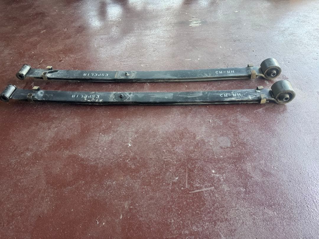 バモス　ABA-HM1サスペンションアーム 板バネ　ダウンサス