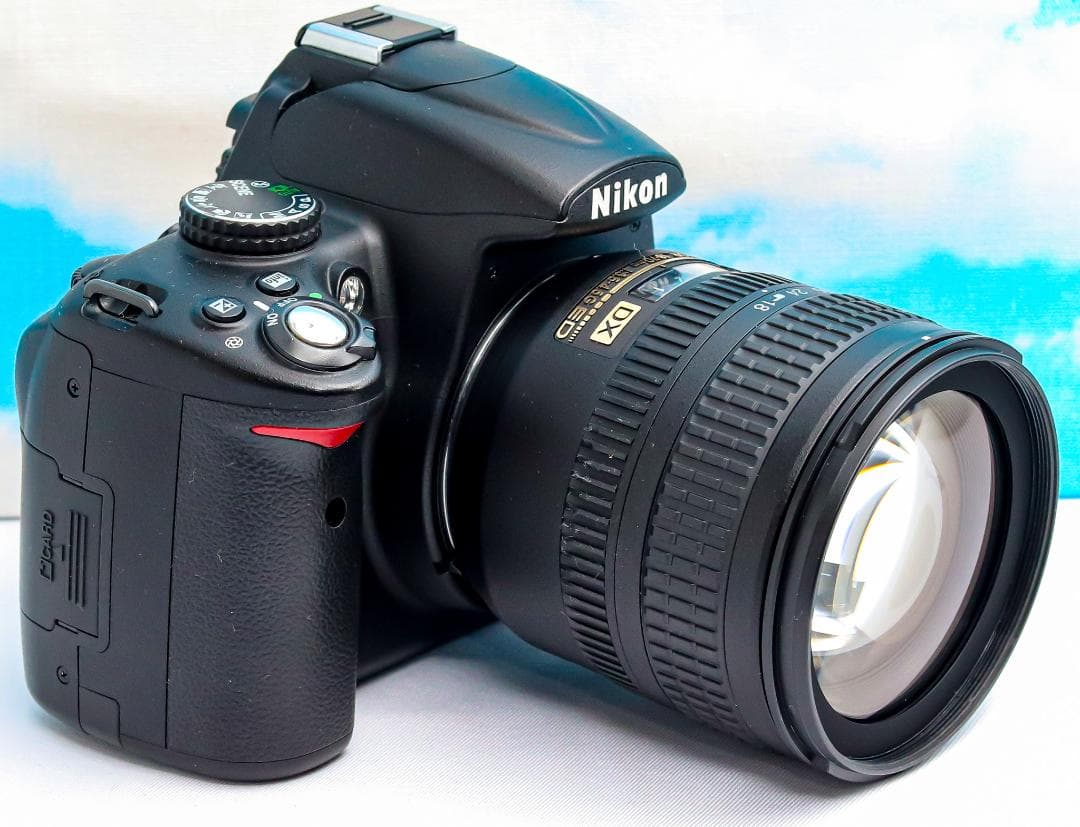ニコン Nikon D5000⭐️スマホに転送♪⭐️自撮りラクラク⭐️即日発送