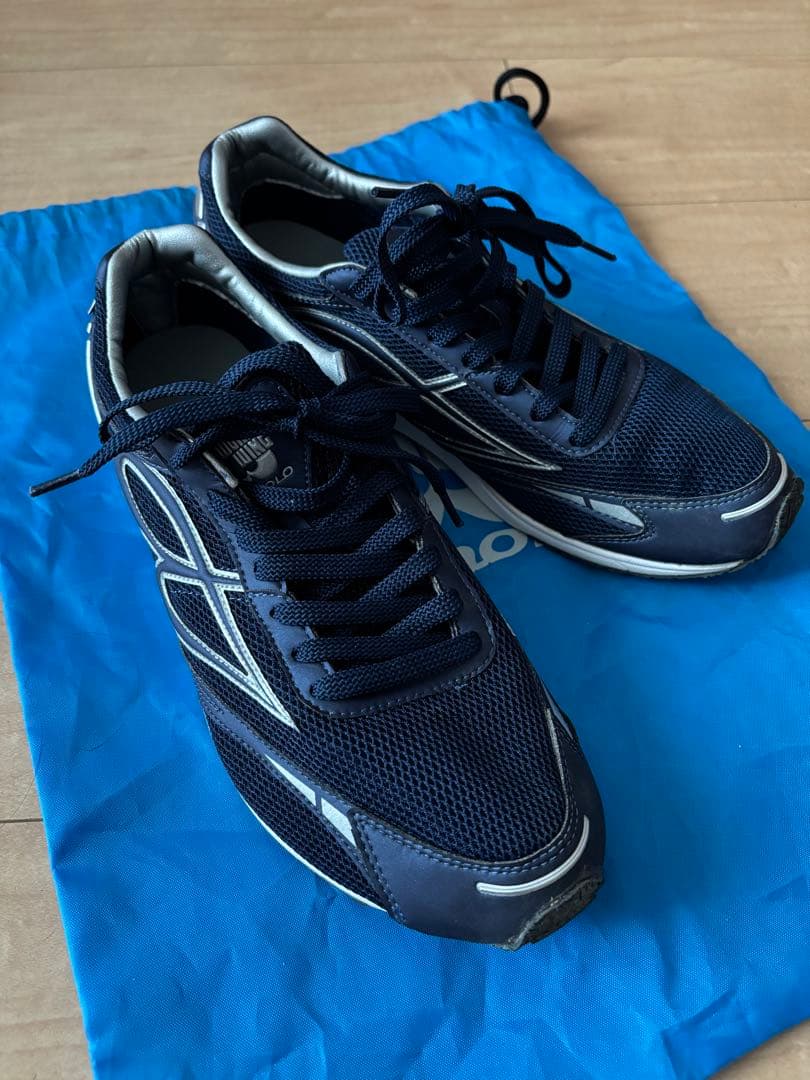 ビモロシューズ25センチ