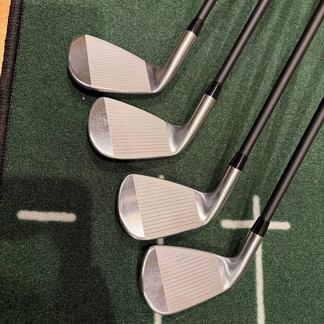 マ*☆様 ゼクシオX（2022）アイアン4本（7〜P）TRAVIL115 S