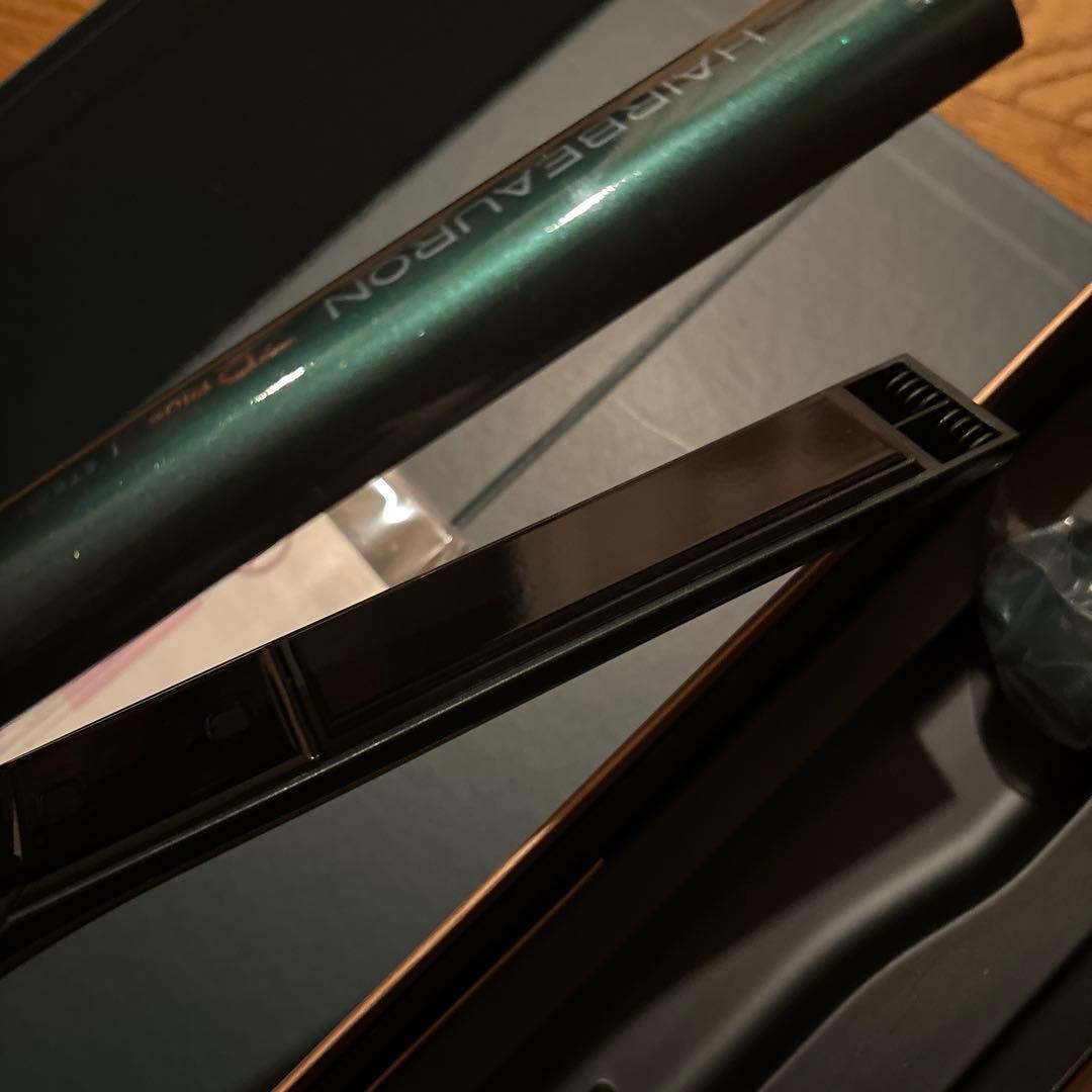 HAIRBEAURON 7D Plus ブラック　ストレートアイロン