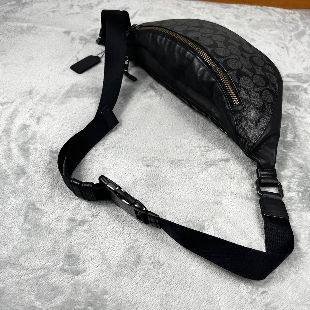 Coach コーチ ボディバッグ シグネチャー ブラック 黒 斜め掛け◎