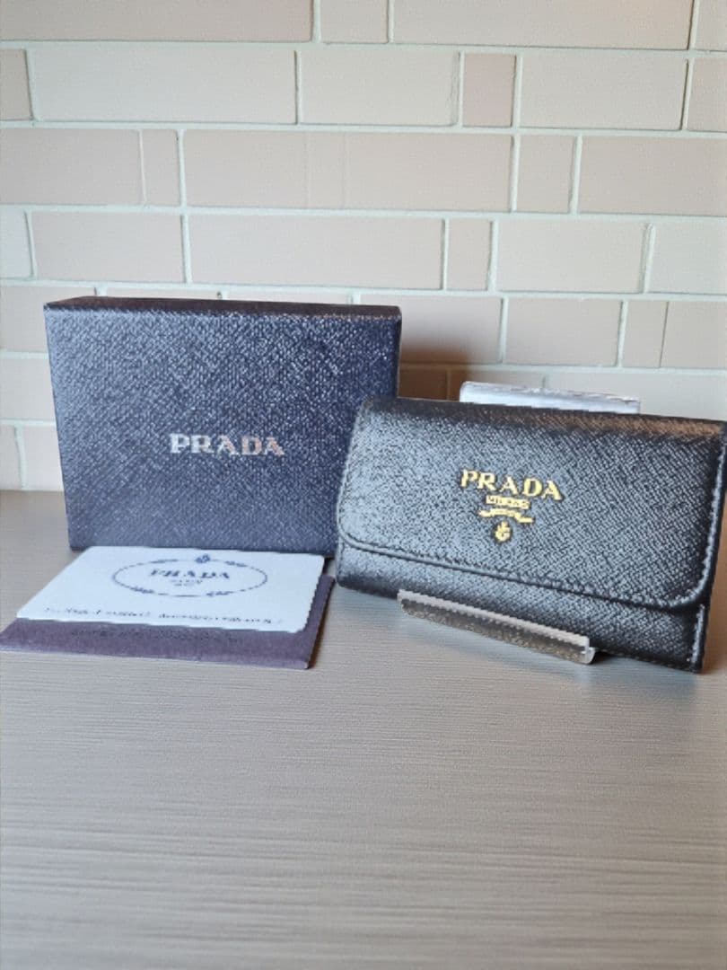 PRADA プラダキーケース ６連テスート　ブラック