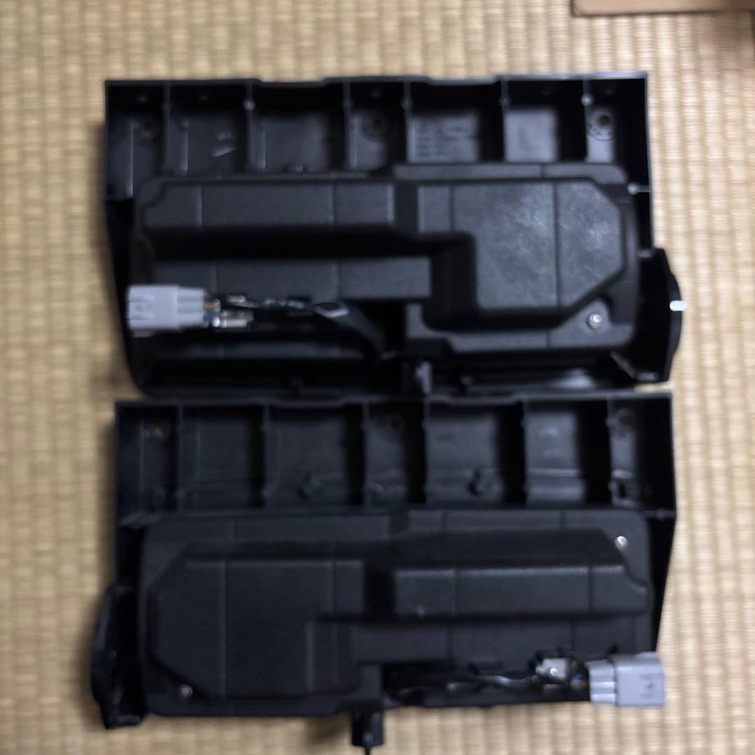 日野　純正　小糸　テールランプ　スレ有