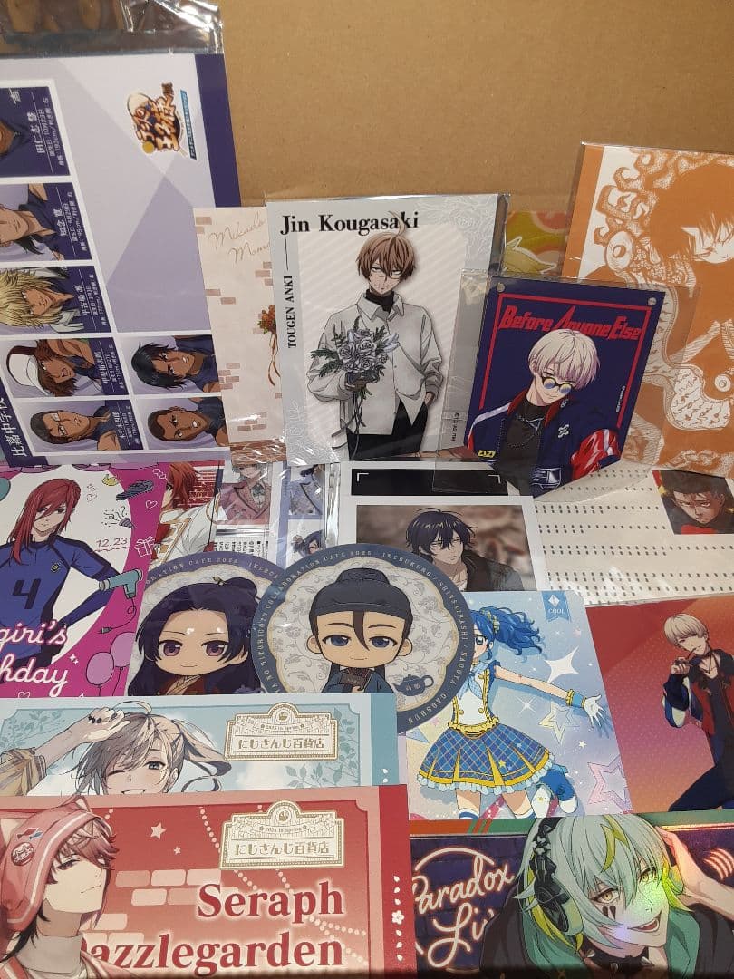 アニメグッズ 紙類・薄物 大量 まとめ売り 1500点