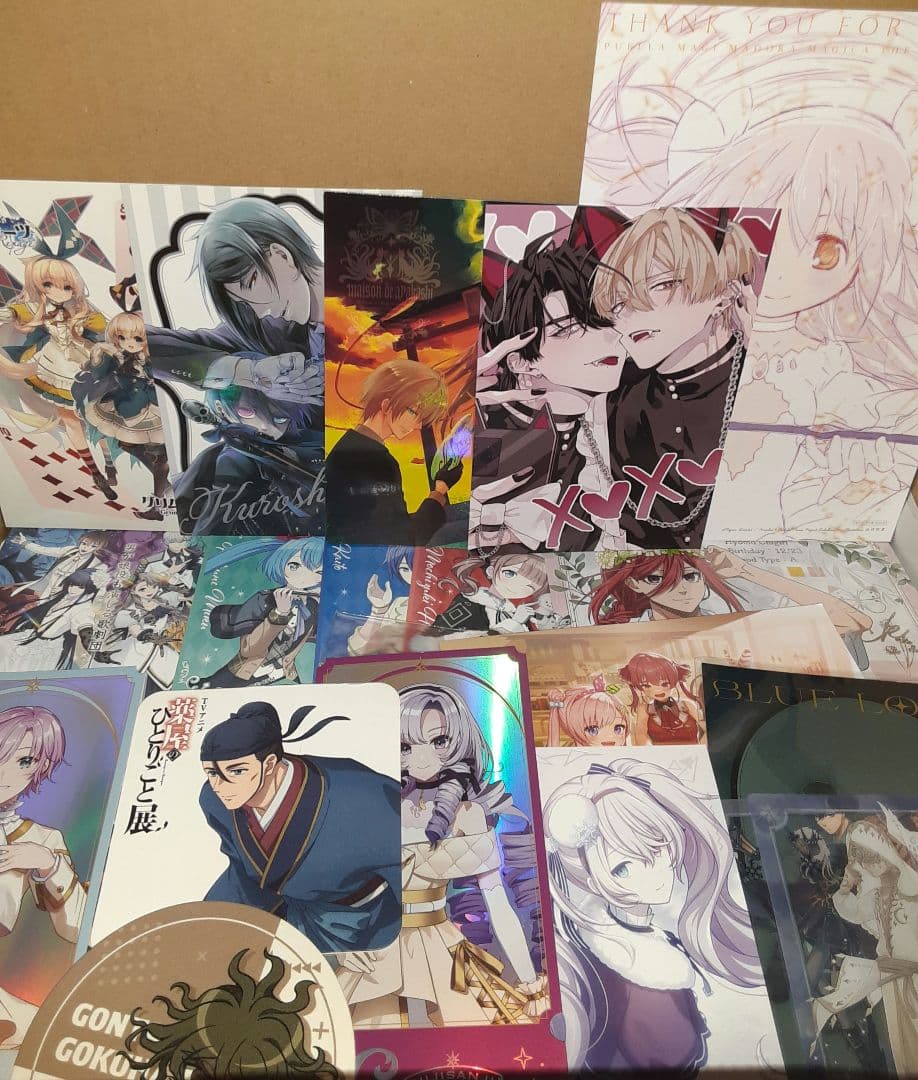 アニメグッズ 紙類・薄物 大量 まとめ売り 1500点