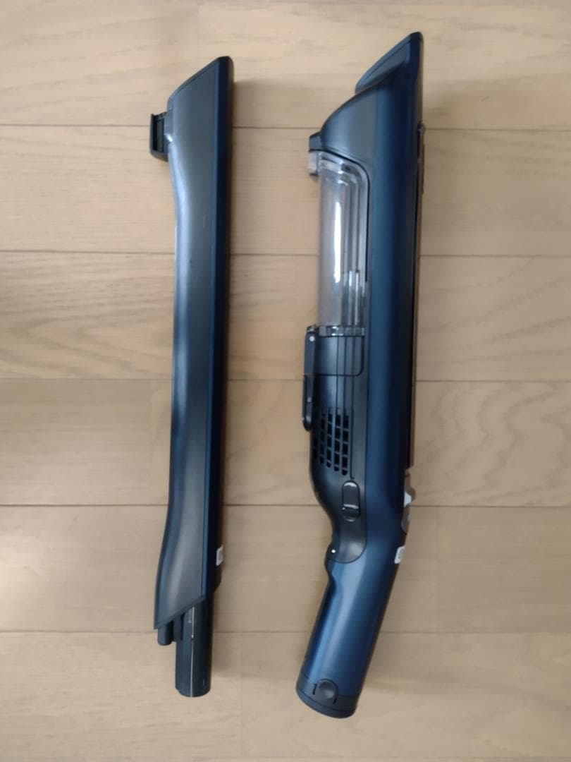 シャーク★コードレスクリーナー★CS401JRB★バッテリー新品と大差なし★1