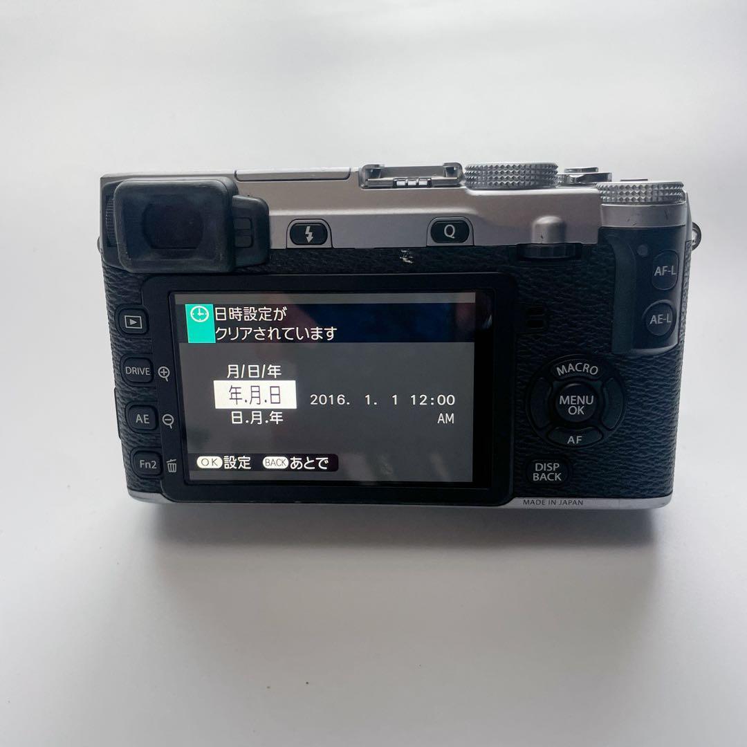 Fujifilm フジフイルム X-E2 レンズキット シルバー