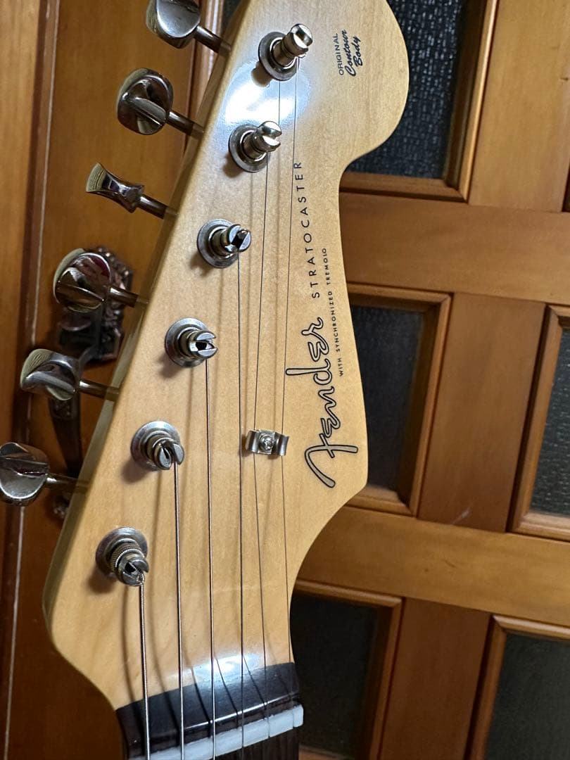 Fender traditional 60s Stratocasterファンダー