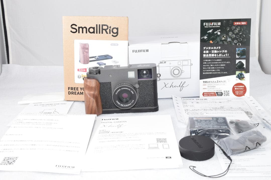 ショット数2回☆FUJIFILM X-half 木製グリップ☆チャコールシルバー