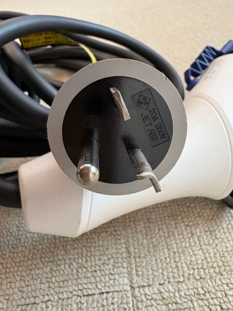 日産純正　充電ケーブル　サクラ・リーフ