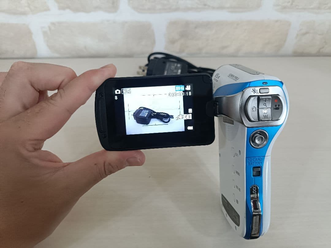 【美品♪】Panasonic 防水ハイビジョンビデオカメラ HX-WA20