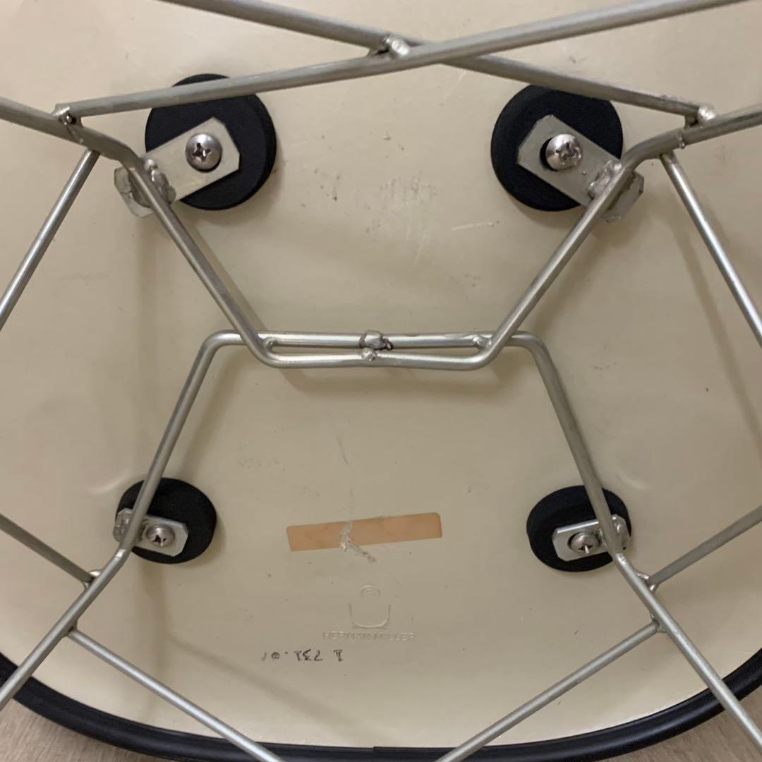 ２*O様 Herman Miller ハーマンミラー イームズ シェルチェア ブ