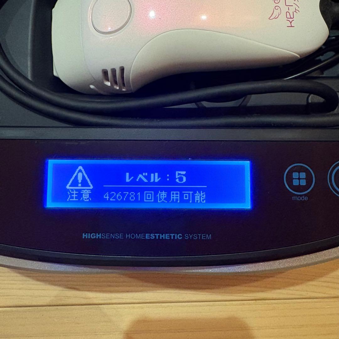 【超美品】【99.5%残】ke-non 脱毛器 ホワイト カートリッジ２個付！