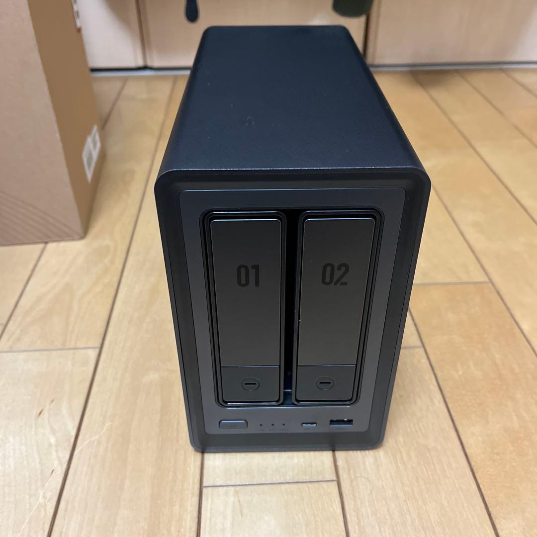 UGREEN NASync DXP2800 2TBハードディスク付き