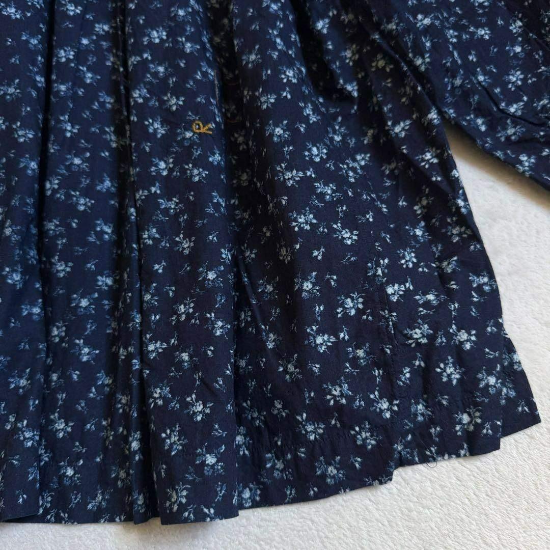 【極美品】45R タペット森花プリントのくしゅくしゅブラウス インディゴ