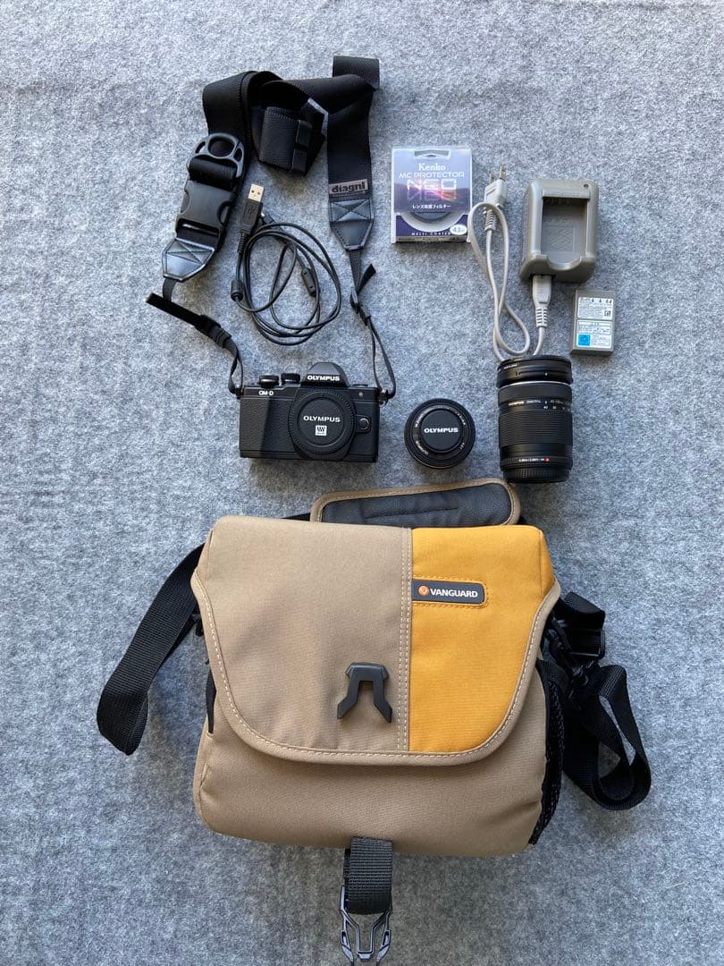 OLYMPUS ミラーレス一眼セット OM-D E-M10 MarkⅡ ：本追加