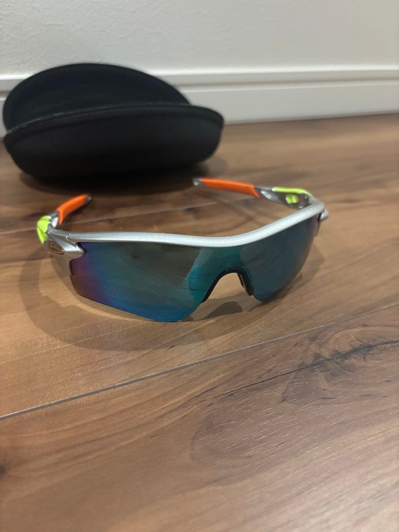 オークリーサングラス（カスタム仕様）