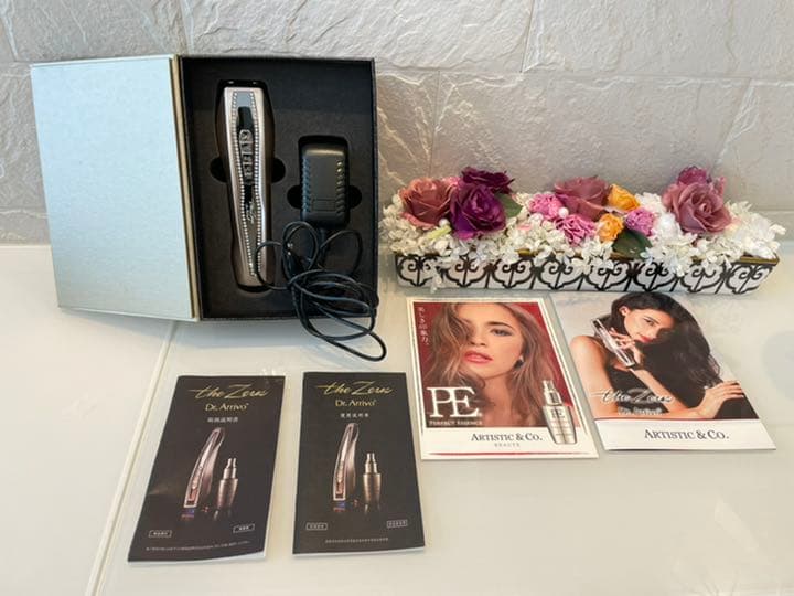 artistic&co 美顔器　ザ　ゼウス　Dr. Arrivo