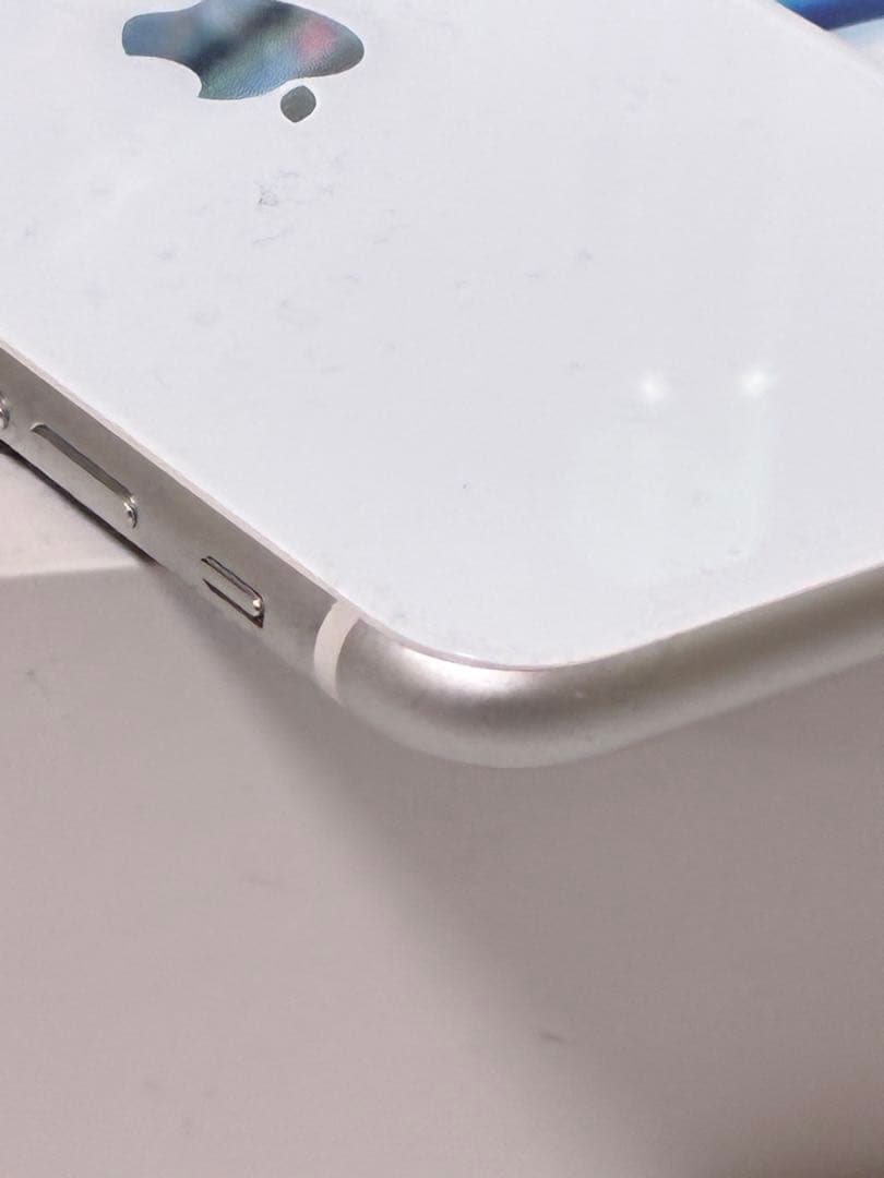 iPhone SE2 64GB ホワイト SIMロック無し