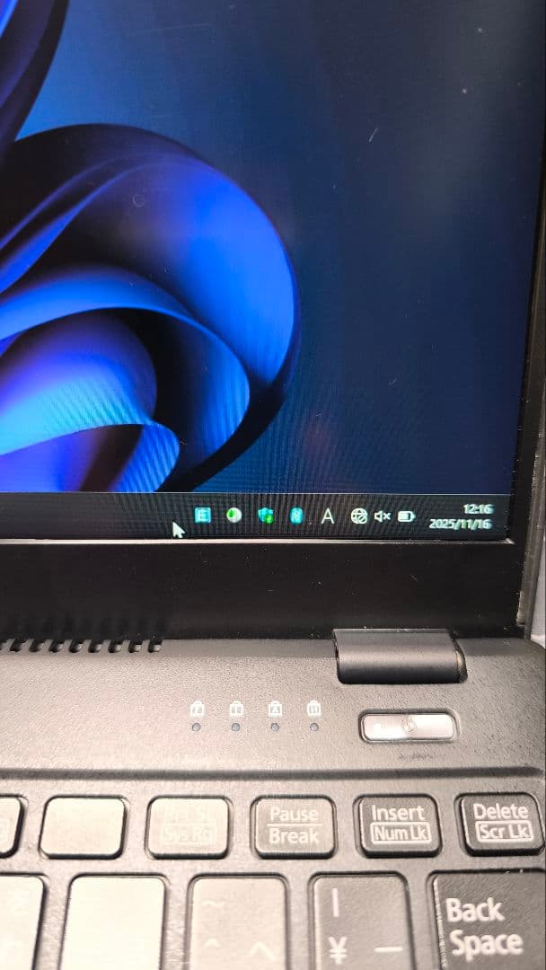 富士通 LIFEBOOK U939/B i5 8365U TechStream