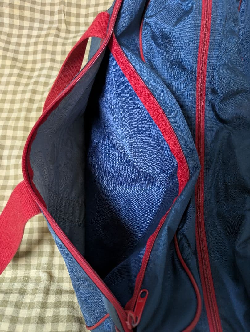 adidasのビンテージバッグ